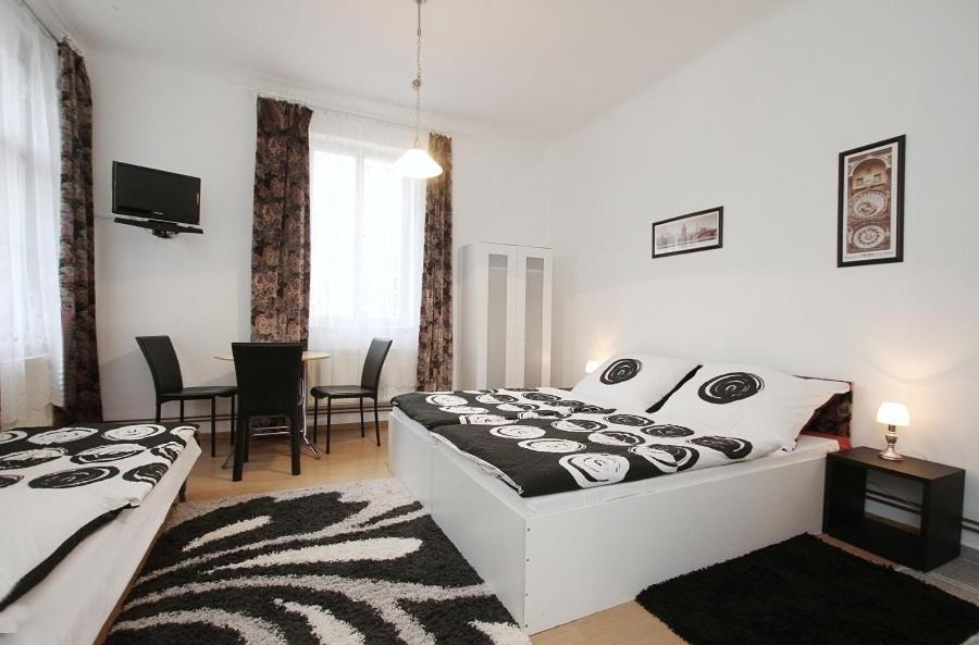Hotel Alabastr 3*