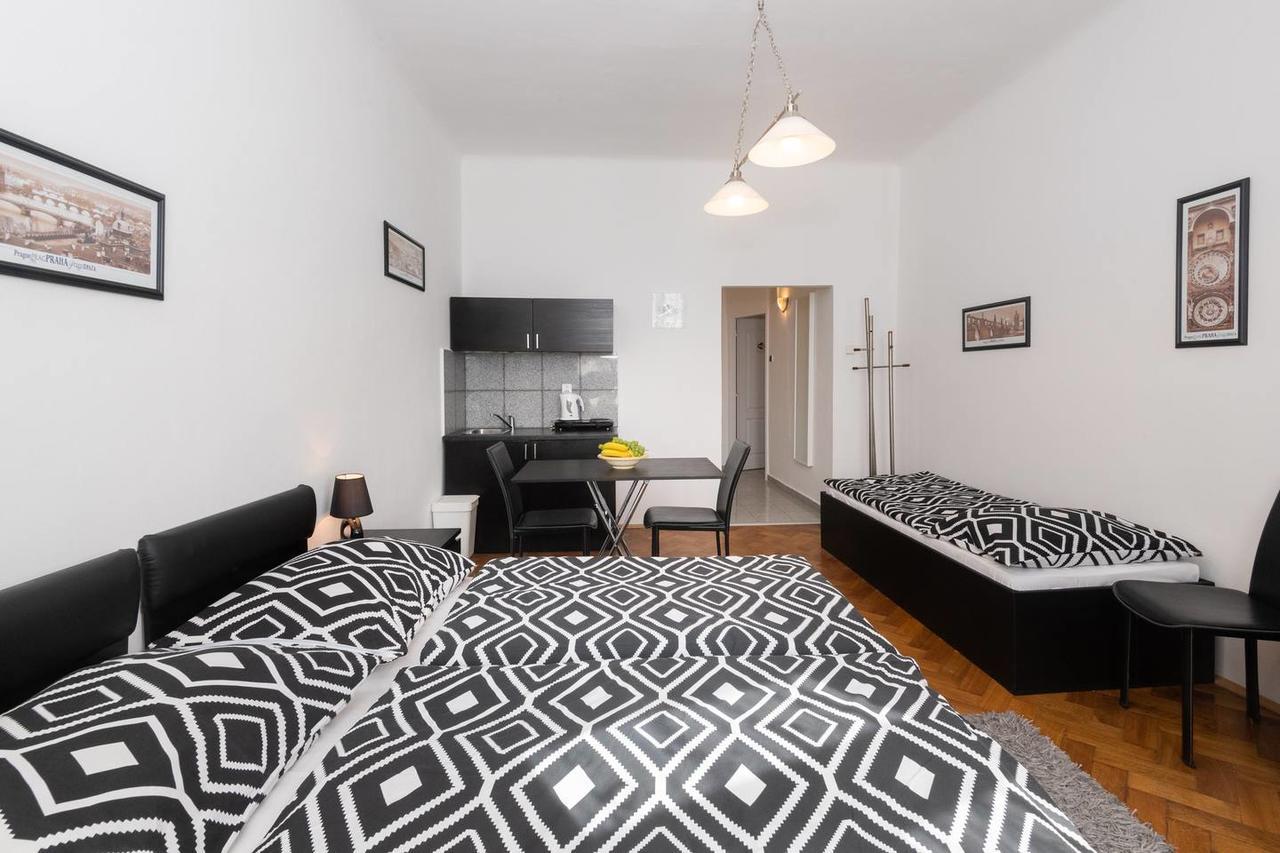 Alabastr Hotel